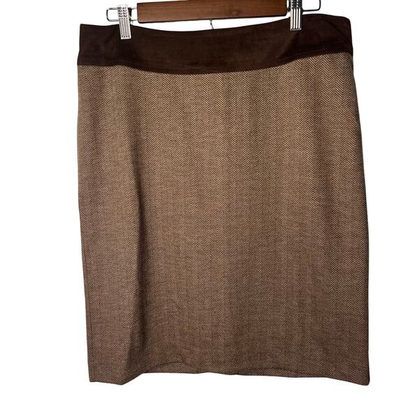 Iziaac Mizrahi Women's 12 Herringbone A-Line Faux Suede Equestrian Midi Skirt - Picture 1 of 10